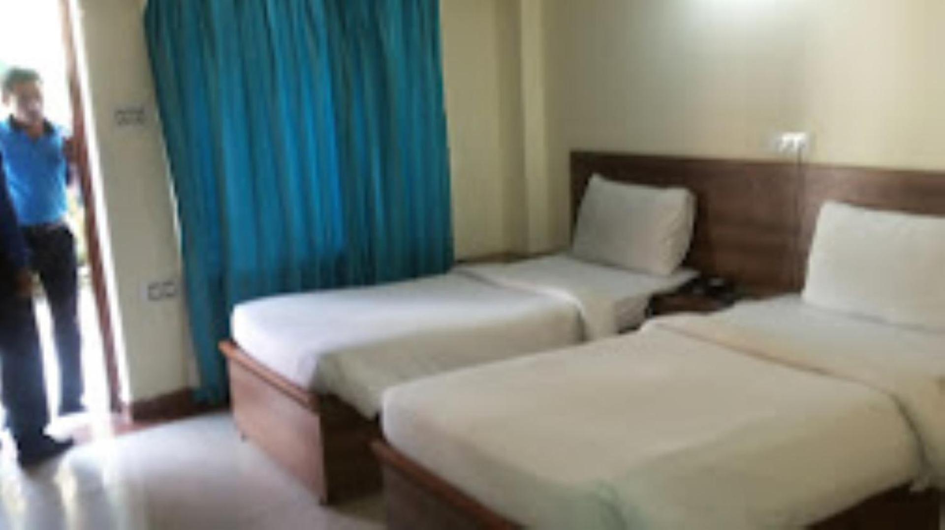 Blue Lily Beach Resort Puri Exterior photo